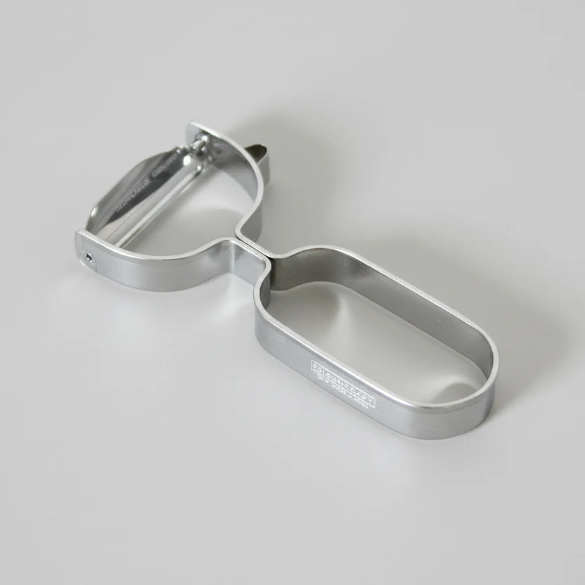 Aizuma Senka Peeler
