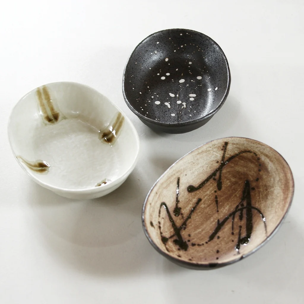 Japanese Ceramic Bowl – Set of 3 - Image 2